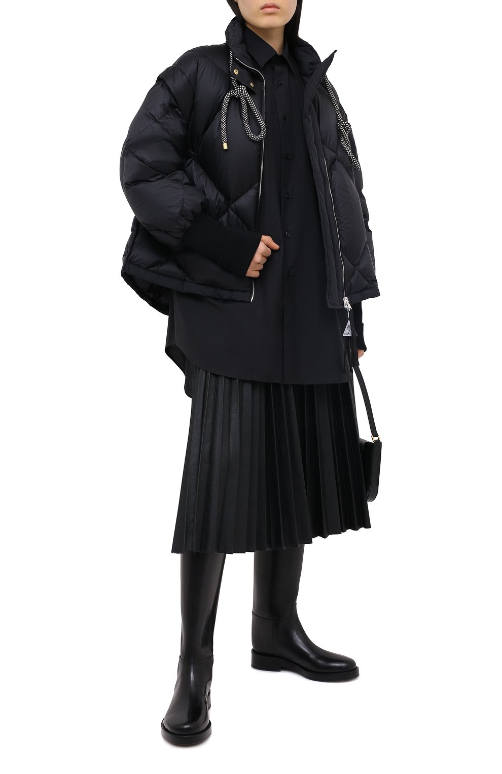 Пуховик MONCLER черного цвета по цене 138500 руб., арт. F2-094-1A506-00-C0614, фото 2 Пуховик MONCLER, арт. F2-094-1A506-00-C0614, фото 2