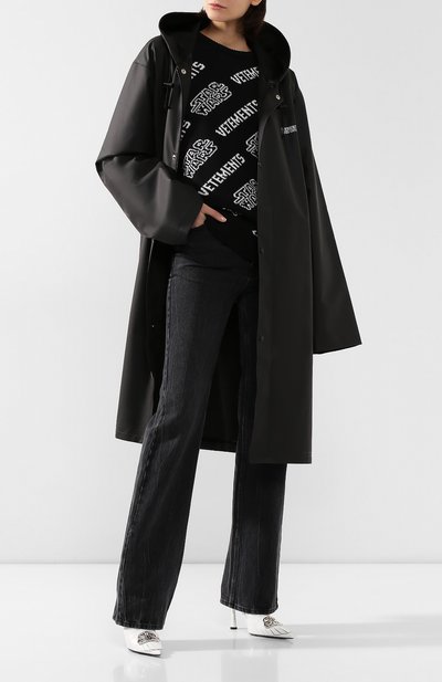 Плащ star wars x vetements VETEMENTS черного цвета по цене 89950 руб., арт. USW21JA026 1300/W, фото 2 Плащ star wars x vetements VETEMENTS, арт. USW21JA026 1300/W, фото 2