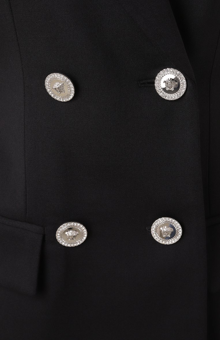 Женский шерстяной жакет VERSACE черного цвета, арт. 1018635/1A12258 | Фото 6 (Рукава: Длинные; Длина (для топов): Удлиненные; Материал внешний: Шерсть; Женское Кросс-КТ: Жакет-одежда; 1-2-бортные: Двубортные; Стили: Гламурный; Кросс-КТ: костюм; Случай: Вечерний; Автоматизация ТО: Проставлено; Автоматизация состава: Проставлено)