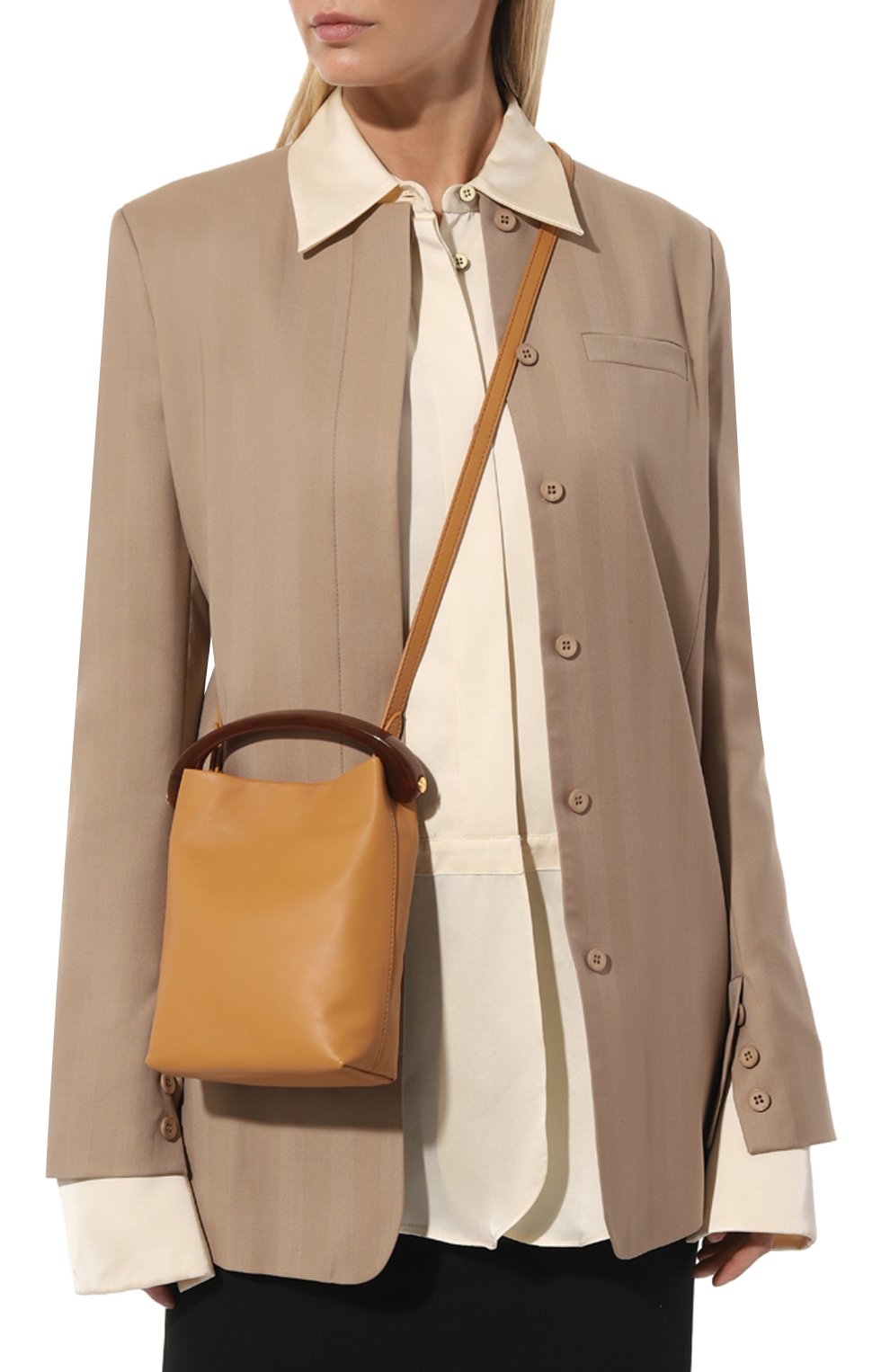 Сумка DRIES VAN NOTEN светло-коричневого цвета по цене 79150 руб., арт. 241-011502-125, фото 2 Сумка DRIES VAN NOTEN, арт. 241-011502-125, фото 2