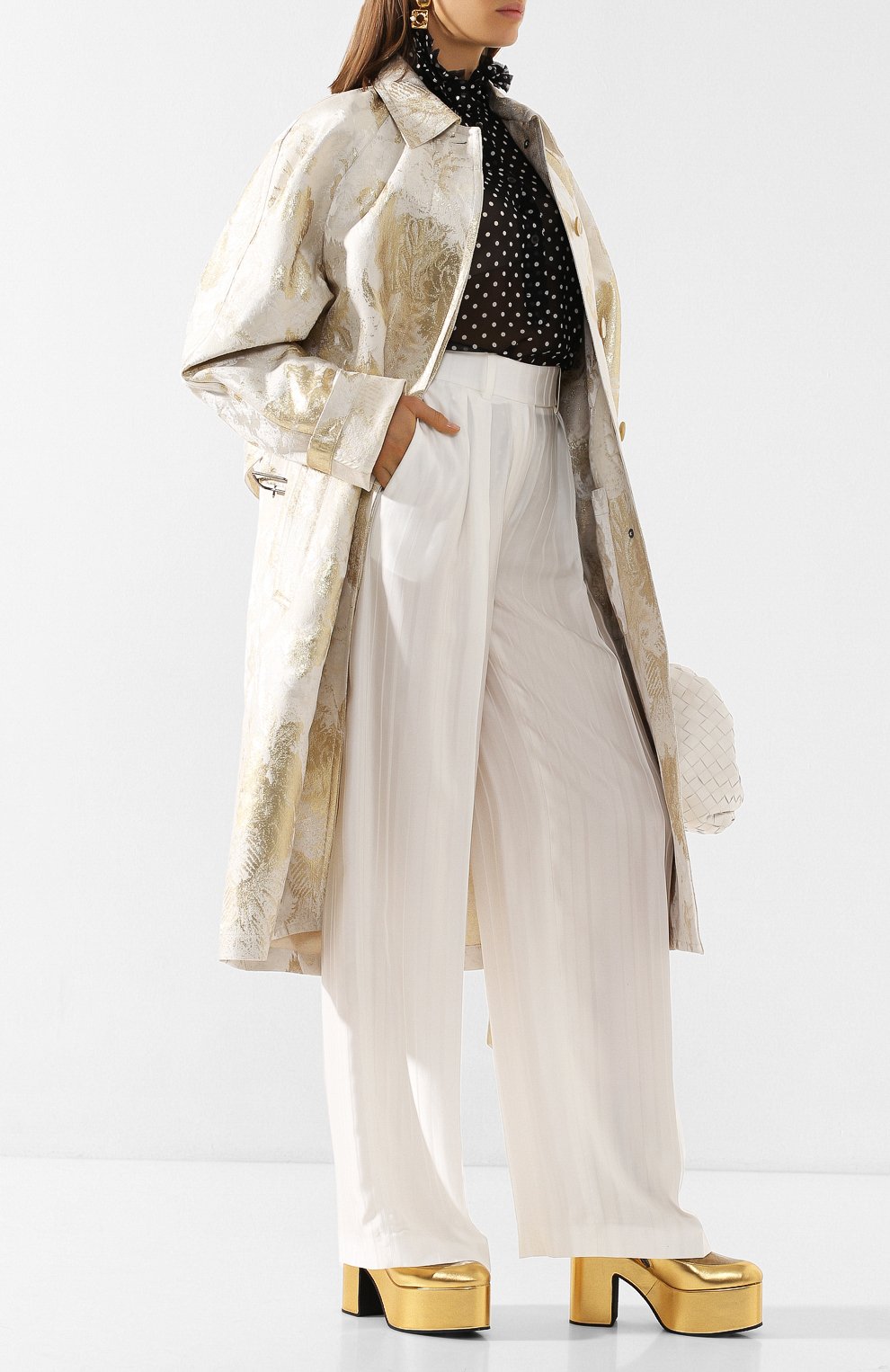 Пальто с поясом DRIES VAN NOTEN кремового цвета по цене 142000 руб., арт. 201-10231-9356, фото 2 Пальто с поясом DRIES VAN NOTEN, арт. 201-10231-9356, фото 2