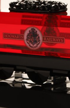 Фигурка harry potter hogwarts express SWAROVSKI красного цвета, арт. 5506804 | Фото 4 (Региональные ограничения белый список (Axapta Mercury): Не проставлено; Нос: Не проставлено; Ограничения доставки: fragile-2)