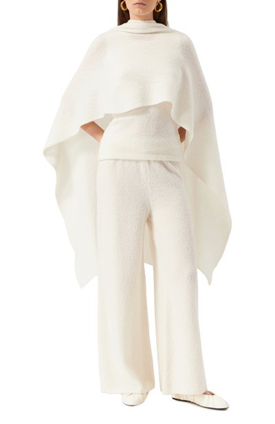 Кашемировый шарф MVST белого цвета по цене 115500 руб., арт. MUW72, фото 2 Кашемировый шарф MVST, арт. MUW72, фото 2