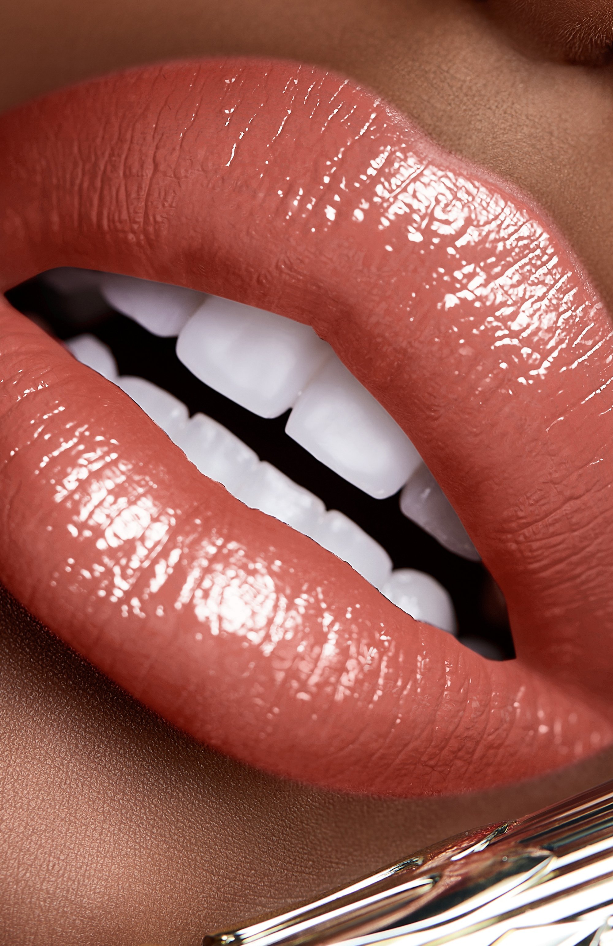 Помада-блеск для губ rouge stiletto glossy shine, оттенок  bare kate 303s (2g) CHRISTIAN LOUBOUTIN, арт. 8435415078108, фото 8