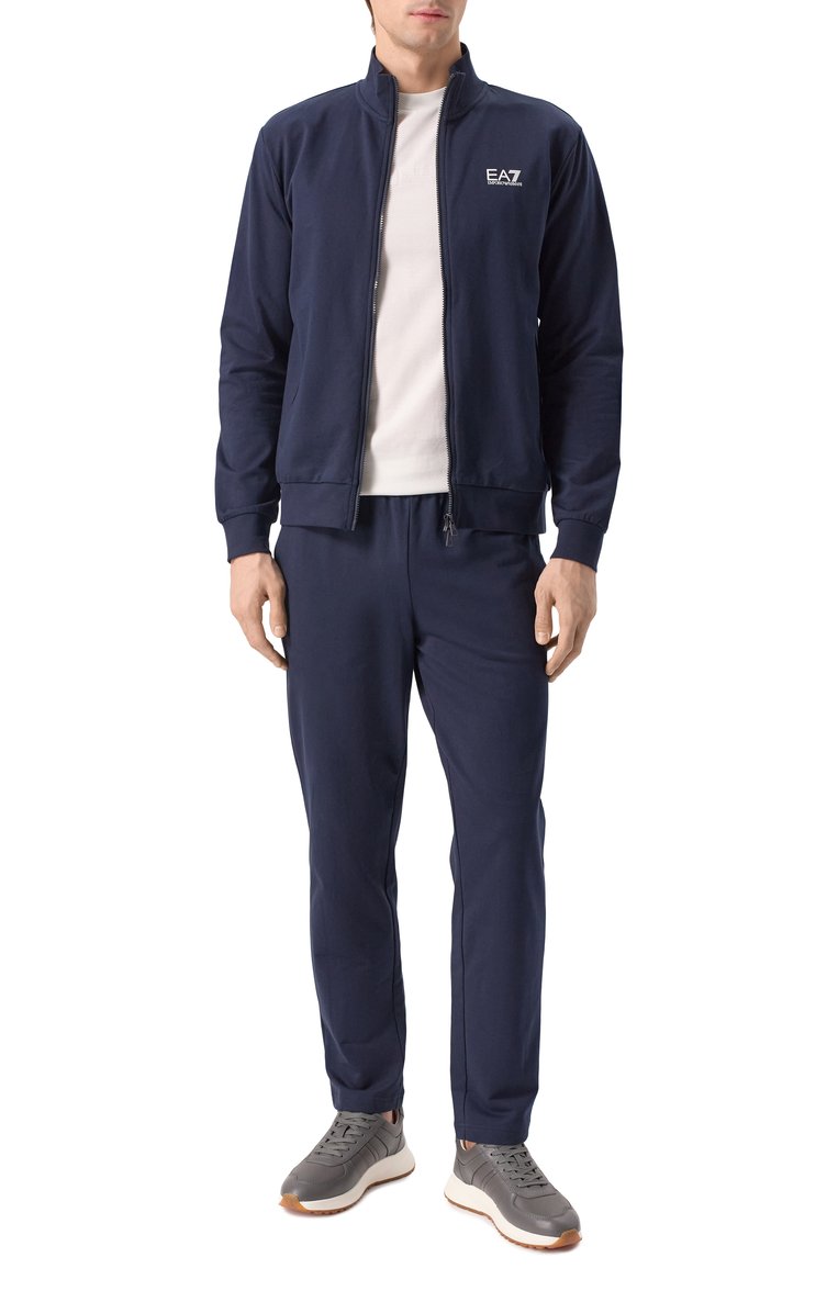 Мужская хлопковая футболка EMPORIO ARMANI белого цвета, арт. 8N1TD2/1JGYZ | Фото 2 (Рукава: Короткие; Длина (для топов): Стандартные; Материал внешний: Хлопок; Принт: Без принта; Стили: Кэжуэл; Драгоценные камни: Проставлено; Материал сплава: Проставлено; Кросс-КТ: Джерси; Мужское Кросс-КТ: Футболка-одежда)