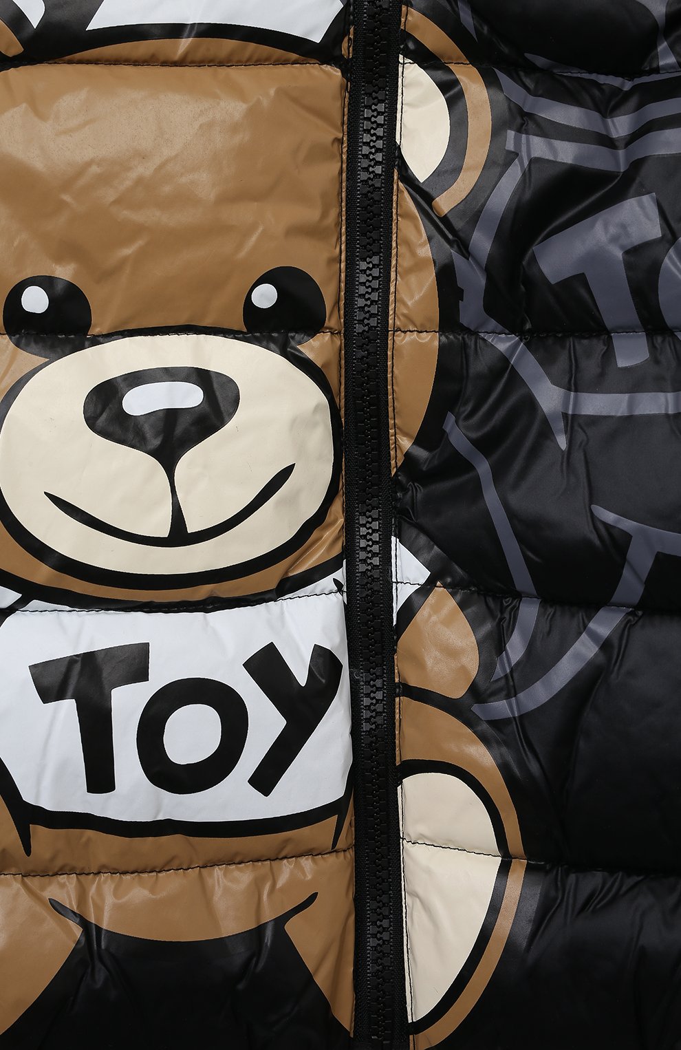 Утепленная куртка MOSCHINO черного цвета по цене 46350 руб., арт. HUS043/L3A32/4A-8A, фото 3 Утепленная куртка MOSCHINO, арт. HUS043/L3A32/4A-8A, фото 3