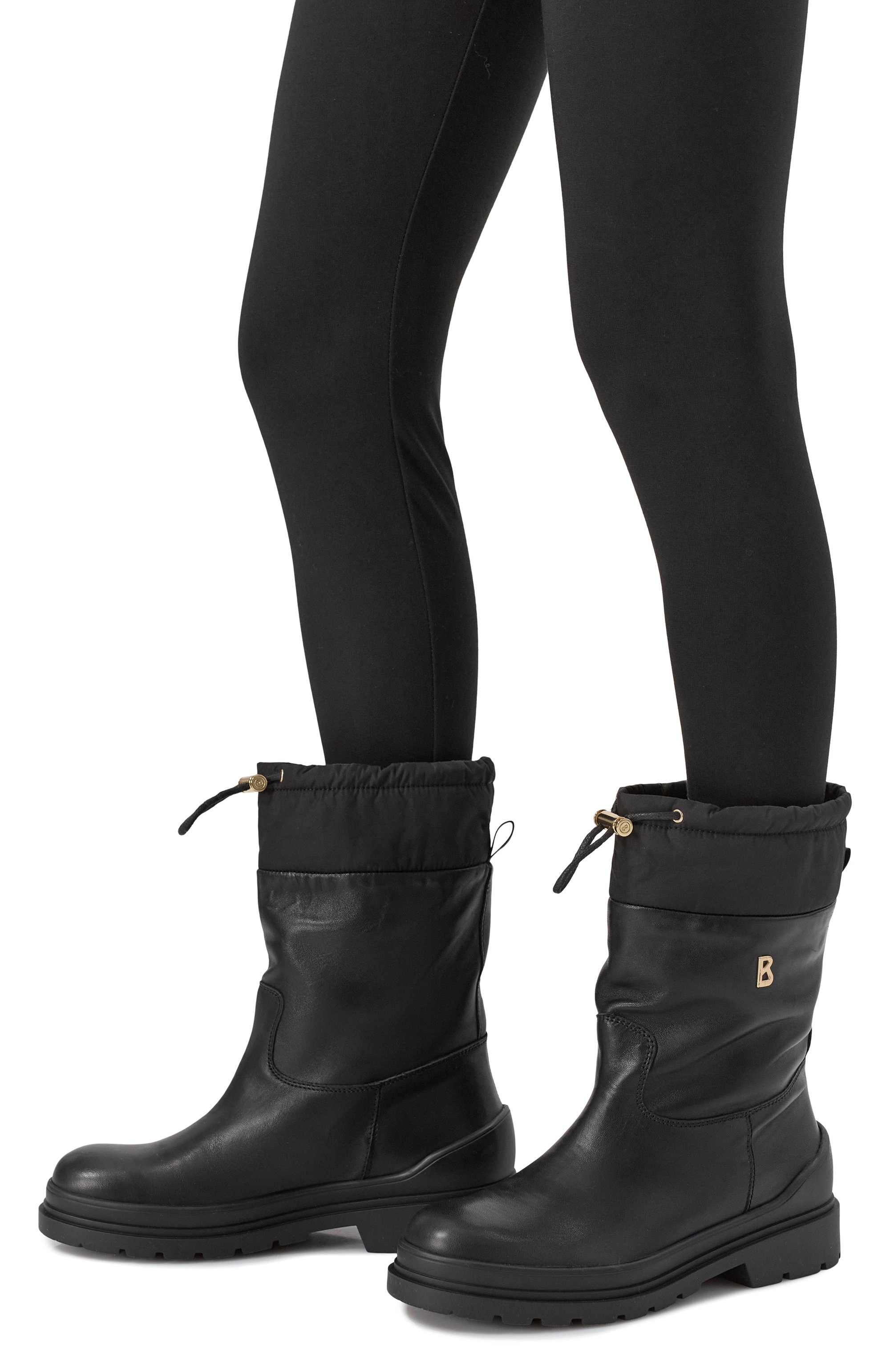 Кожаные полусапоги st. moritz BOGNER черного цвета по цене 59450 руб., арт. 22546583, фото 2 Кожаные полусапоги st. moritz BOGNER, арт. 22546583, фото 2