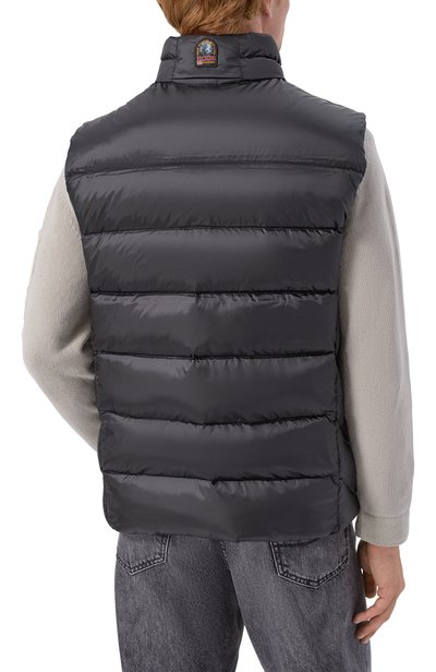 Пуховый жилет PARAJUMPERS черного цвета по цене 58050 руб., арт. 26WMPMPUSX01, фото 4 Пуховый жилет PARAJUMPERS, арт. 26WMPMPUSX01, фото 4