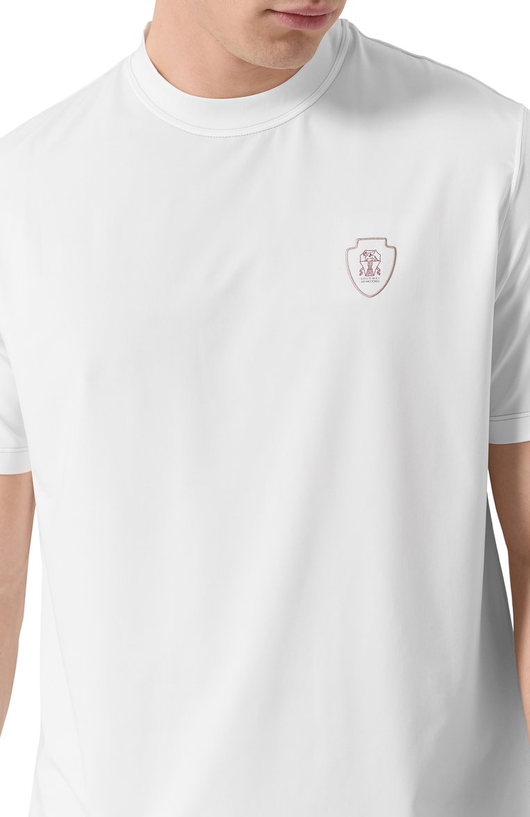 Мужская футболка BRUNELLO CUCINELLI белого цвета, арт. MW8571884T | Фото 5 (Драгоценные камни: Проставлено; Длина (для топов): Стандартные; Материал сплава: Проставлено; Рукава: Короткие; Стили: Кэжуэл; Принт: Без принта; Материал внешний: Синтетический материал; Мужское Кросс-КТ: Футболка-одежда; Кросс-КТ: Джерси)
