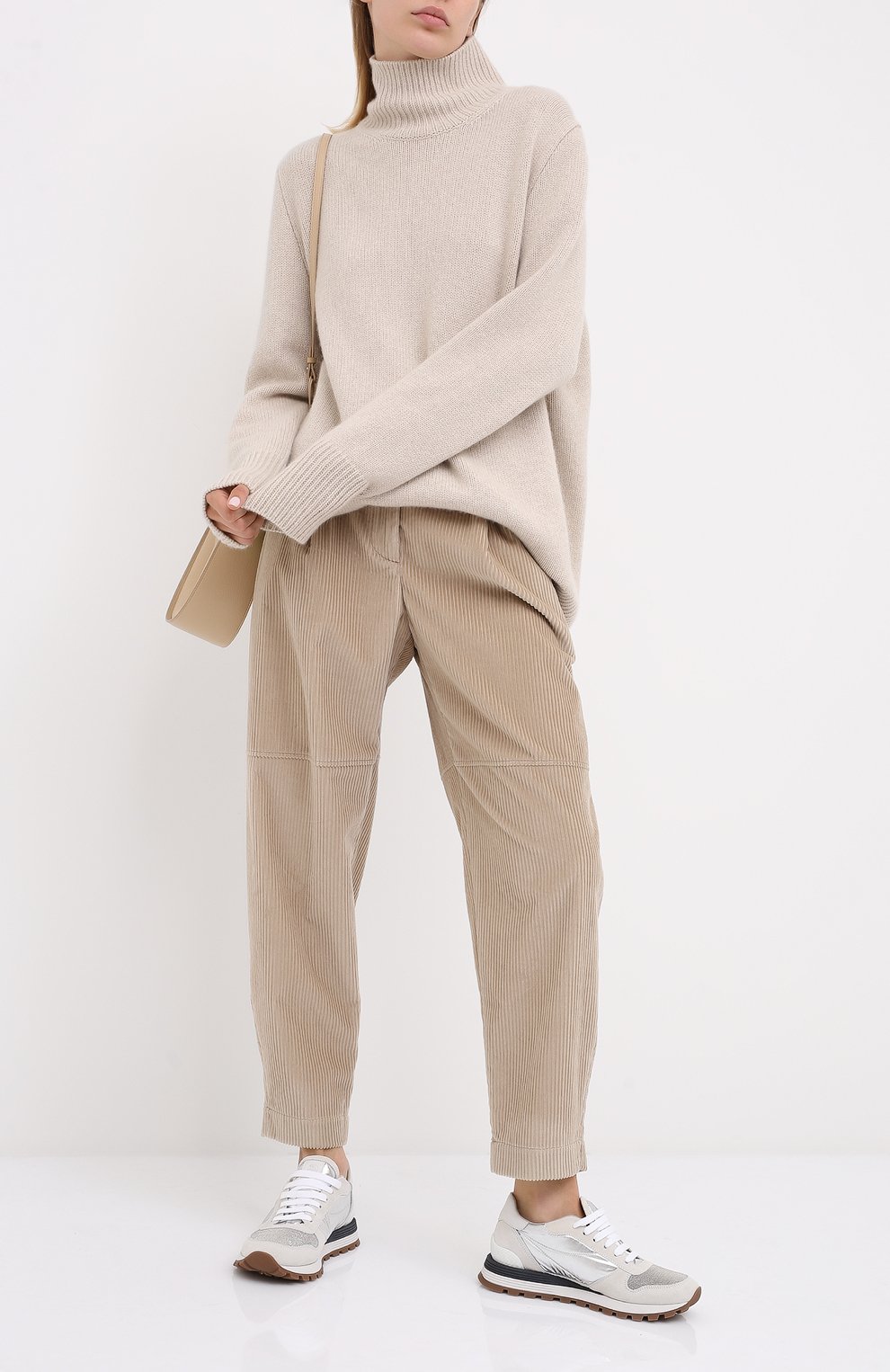 Вельветовые брюки BRUNELLO CUCINELLI бежевого цвета по цене 106500 руб., арт. MP180P7349, фото 2 Вельветовые брюки BRUNELLO CUCINELLI, арт. MP180P7349, фото 2