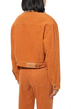 Женская вельветовая куртка 7 FOR ALL MANKIND оранжевого цвета, арт. JSNID900WC | Фото 4 (Драгоценные камни: Проставлено; Материал внешний: Хлопок; Рукава: Длинные; Длина (верхняя одежда): Короткие; Материал подклада: Синтетический материал; Материал сплава: Проставлено; Кросс-КТ: Куртка, Легкие; Стили: Кэжуэл)