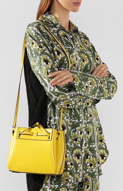 Сумка lazo mini LOEWE желтого цвета по цене 214500 руб., арт. 329.74.Z71, фото 5 Сумка lazo mini LOEWE, арт. 329.74.Z71, фото 5