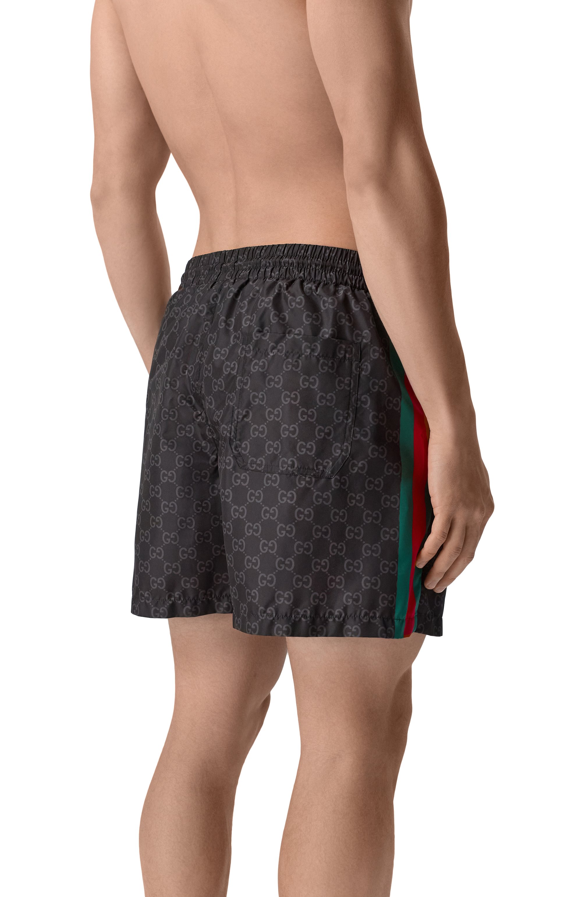 Плавки-шорты GUCCI черного цвета по цене 105000 руб., арт. 699084/XHAJ0, фото 3 Плавки-шорты GUCCI, арт. 699084/XHAJ0, фото 3
