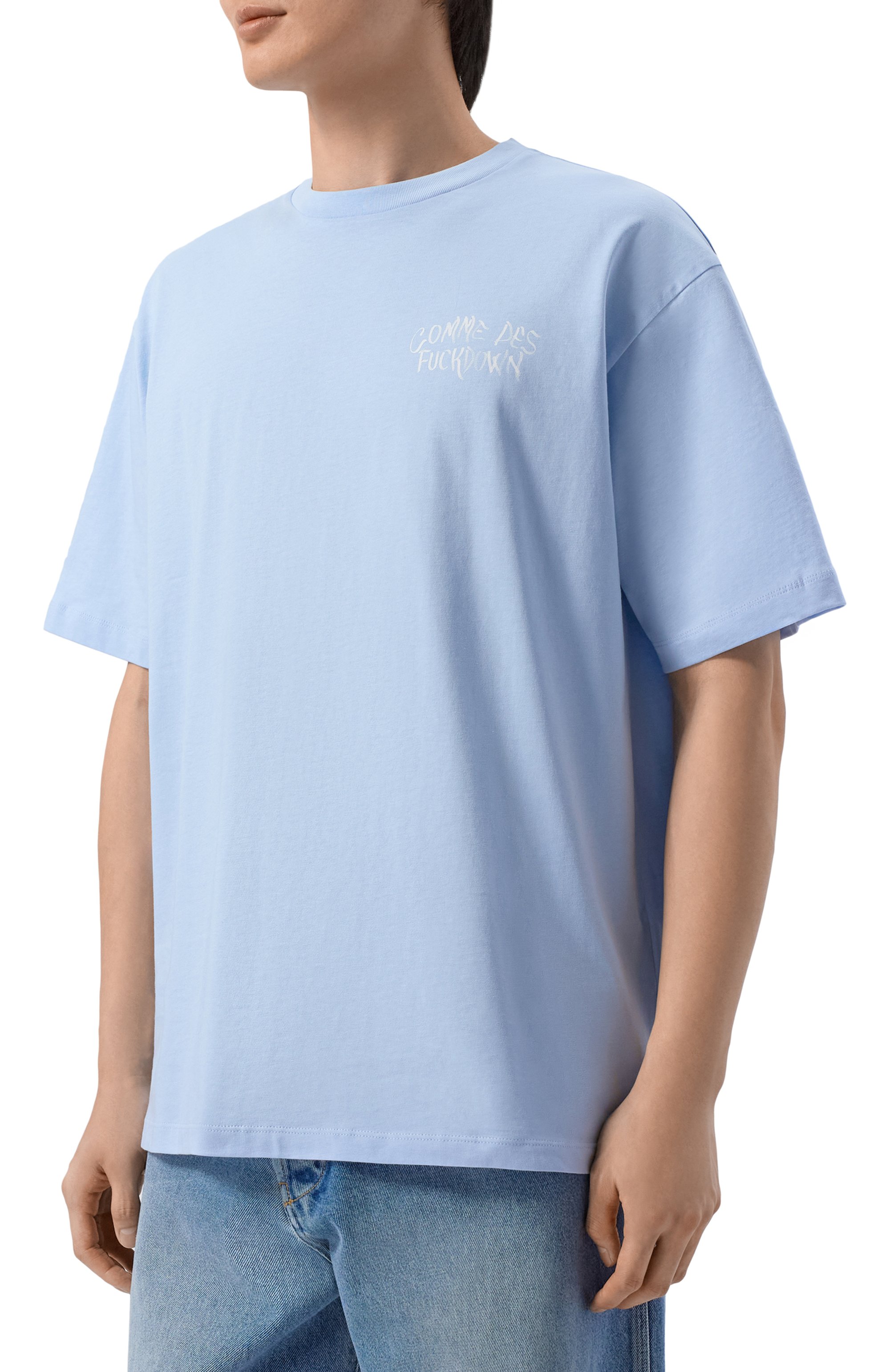 Хлопковая футболка COMME DES FUCKDOWN голубого цвета по цене 6905 руб., арт. CFABM01939, фото 3 Хлопковая футболка COMME DES FUCKDOWN, арт. CFABM01939, фото 3