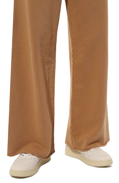 Кожаные кеды medalist AUTRY белого цвета по цене 28950 руб., арт. A1UNAUMWSR01, фото 3 Кожаные кеды medalist AUTRY, арт. A1UNAUMWSR01, фото 3