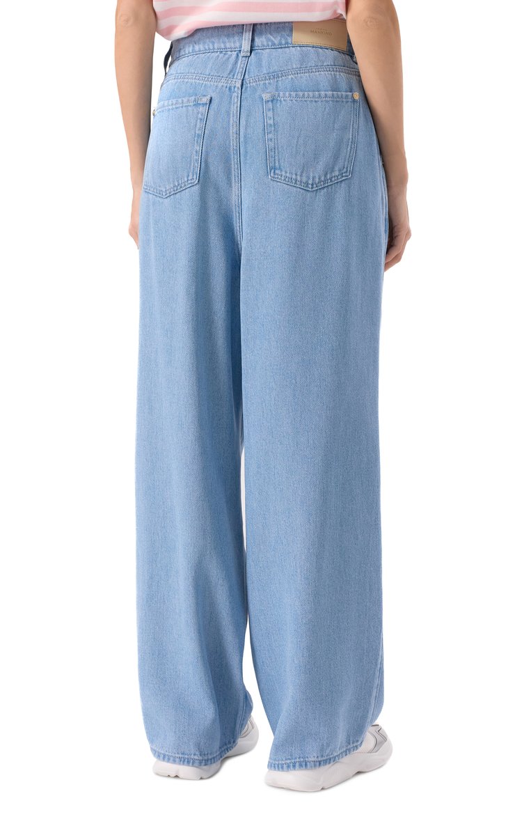 Женские джинсы 7 FOR ALL MANKIND голубого цвета, арт. JSIDC860TS | Фото 4 (Длина (брюки, джинсы): Стандартные; Драгоценные камни: Проставлено; Материал сплава: Проставлено; Кросс-КТ: Деним; Силуэт Ж (брюки и джинсы): Широкие; Стили: Кэжуэл; Материал внешний: Деним, Хлопок)