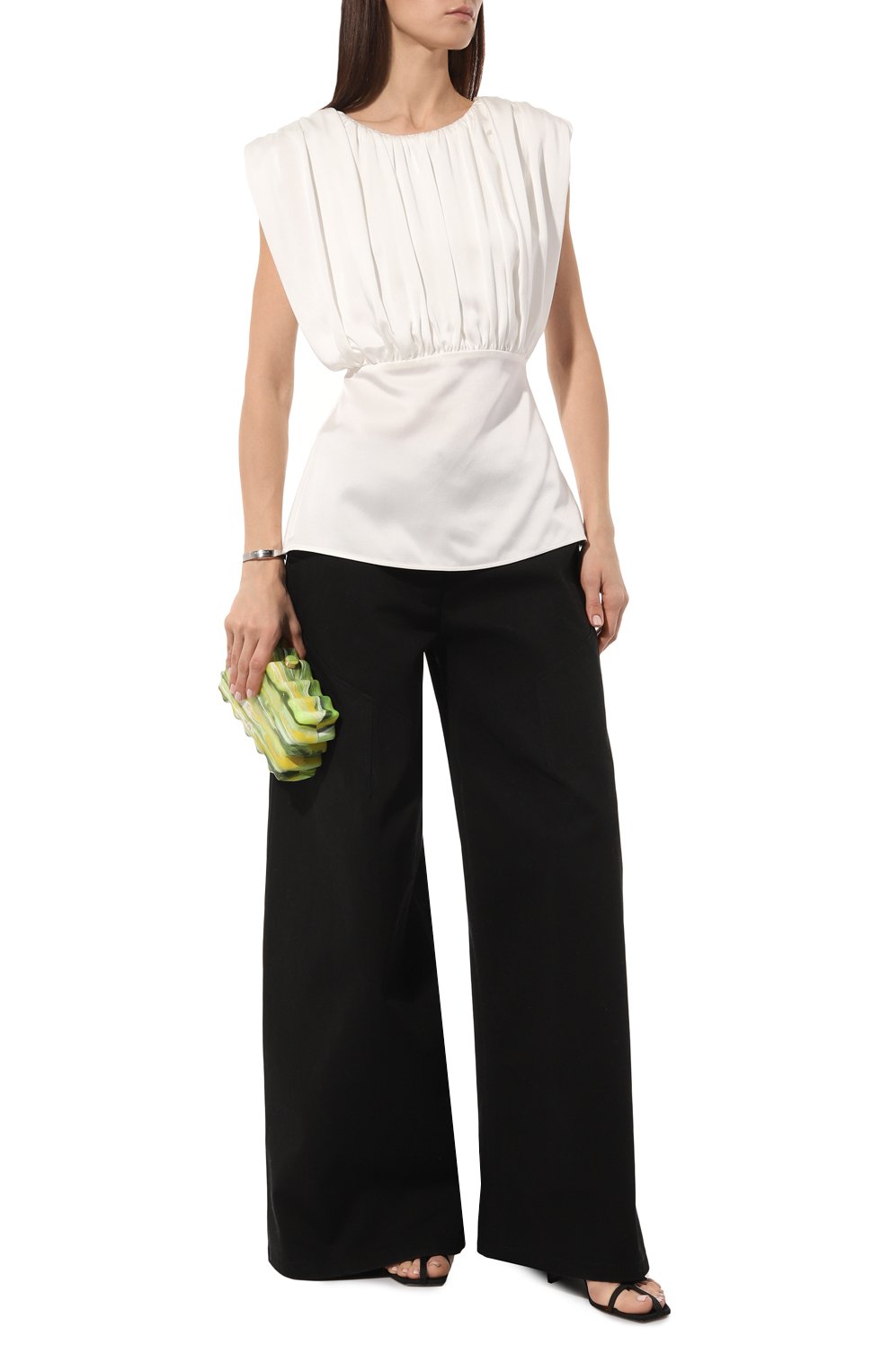 Клатч paloma CULT GAIA светло-зеленого цвета по цене 43950 руб., арт. CL2851P9 LAUREL, фото 7 Клатч paloma CULT GAIA, арт. CL2851P9 LAUREL, фото 7