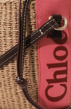 Женская сумка chloé x mifuko woody small CHLOÉ бежевого цвета, арт. CHC23AS381L18 | Фото 3 (Ремень/цепочка: На ремешке; Размер: small; Материал сплава: Проставлено; Драгоценные камни: Проставлено; Материал: Рафия)