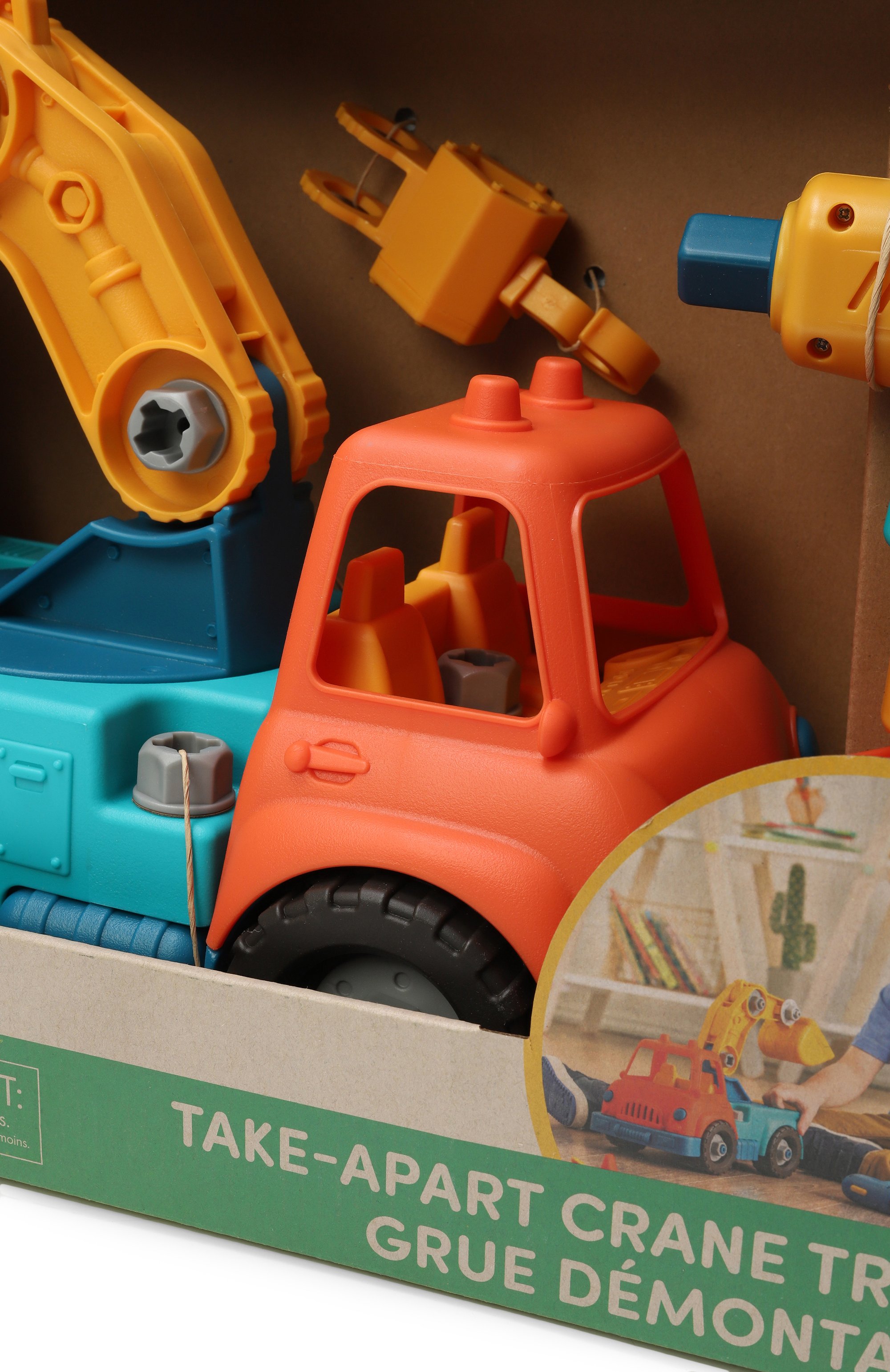 Игровой набор кран BATTAT разноцветного цвета по цене 8300 руб., арт. 68708-2, фото 3 Игровой набор кран BATTAT, арт. 68708-2, фото 3