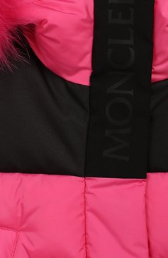 Детская пуховик plagnes MONCLER ENFANT фуксия цвета, арт. E2-954-49957-25-5399E/8-10A | Фото 3 (Кросс-КТ: Зима; Девочки Кросс-КТ: Пуховик-верхняя одежда; Рукава: Длинные; Материал внешний: Синтетический материал; Материал подклада: Синтетический материал; Материал утеплителя: Пух и перо; Статус проверки: Проверена категория)