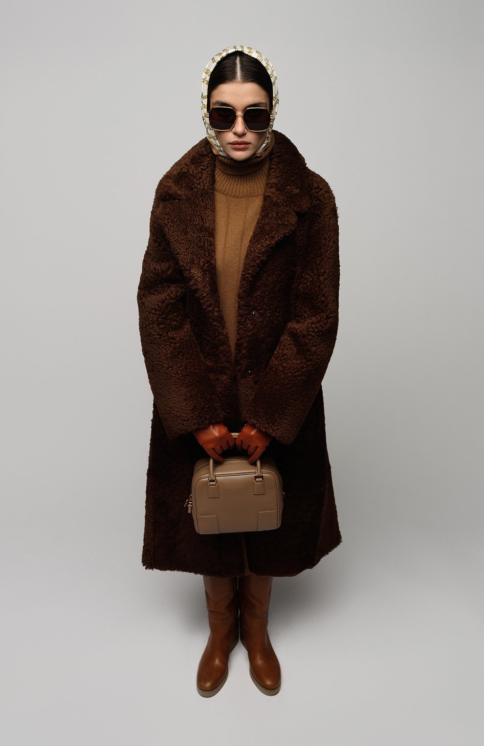 Солнцезащитные очки BOTTEGA VENETA золотого цвета по цене 42400 руб., арт. BV1047S 002, фото 5 Солнцезащитные очки BOTTEGA VENETA, арт. BV1047S 002, фото 5