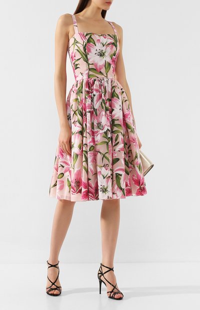 Платье с принтом DOLCE & GABBANA розового цвета по цене 385500 руб., арт. F6D4ST/HHMQS, фото 2 Платье с принтом DOLCE & GABBANA, арт. F6D4ST/HHMQS, фото 2