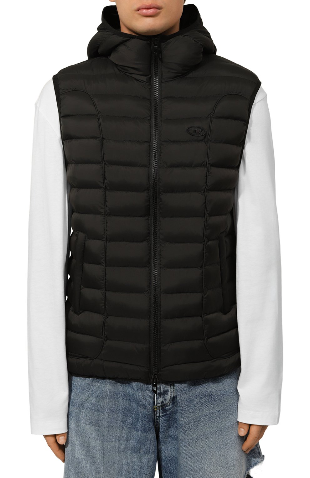 Утепленный жилет DIESEL черного цвета по цене 33050 руб., арт. A14718/0BHAZ, фото 3 Утепленный жилет DIESEL, арт. A14718/0BHAZ, фото 3