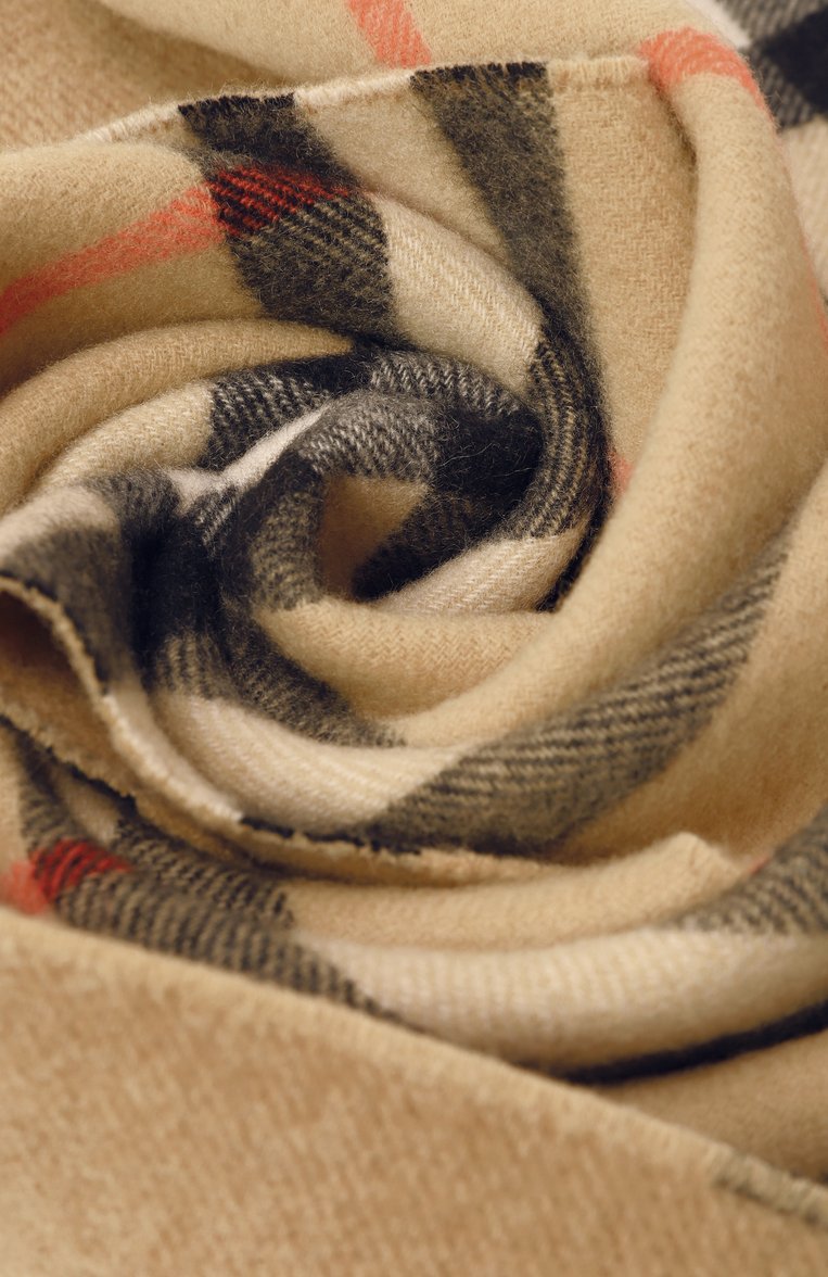 Мужского кашемировый шарф BURBERRY бежевого цвета, арт. 8094710 | Фото 4 (Материал: Текстиль, Кашемир, Шерсть; Нос: Не проставлено; Кросс-КТ: кашемир; Региональные ограничения белый список (Axapta Mercury): Не проставлено)