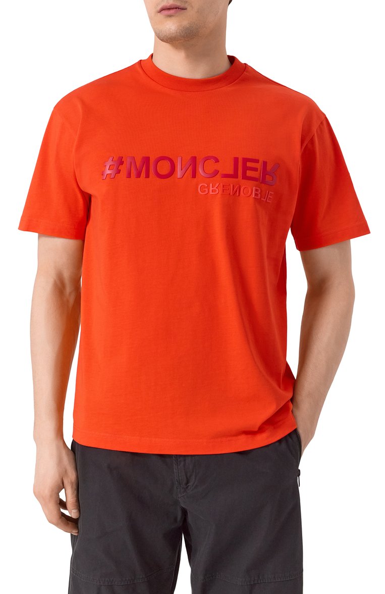 Мужская хлопковая футболка MONCLER GRENOBLE красного цвета, арт. 8C00005/83927 | Фото 3 (Длина (для топов): Стандартные; Материал внешний: Хлопок; Рукава: Короткие; Стили: Спорт-шик; Принт: Без принта; Кросс-КТ: Джерси; Мужское Кросс-КТ: Футболка-одежда; Автоматизация состава: Проставлено; Детали: Декор; Автоматизация ТО: Простав�лено)