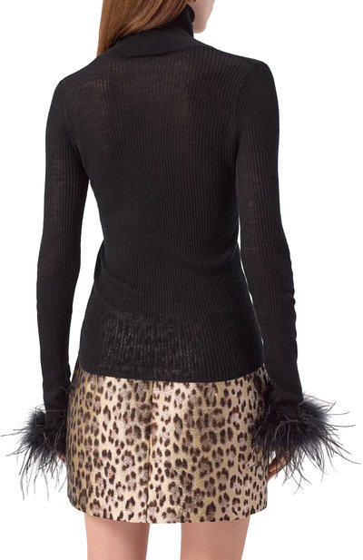 Шерстяная водолазка BLUMARINE черного цвета по цене 76850 руб., арт. 2M647A, фото 4 Шерстяная водолазка BLUMARINE, арт. 2M647A, фото 4