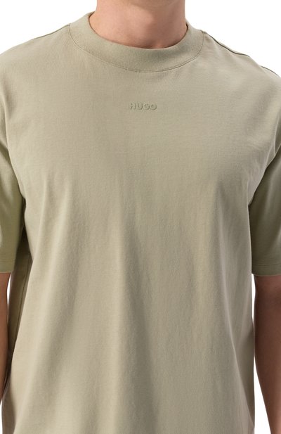 Хлопковая футболка HUGO светло-зеленого цвета по цене 7490 руб., арт. 50488330, фото 5 Хлопковая футболка HUGO, арт. 50488330, фото 5