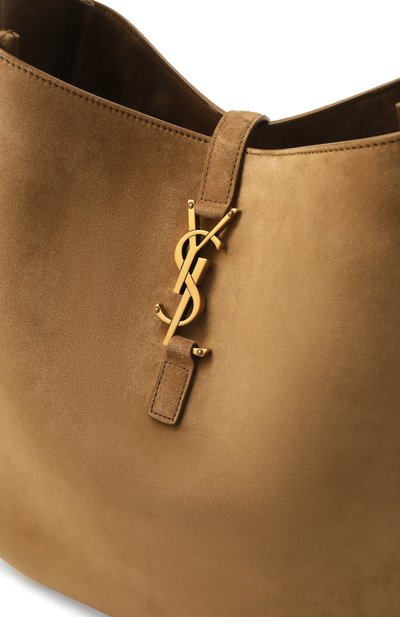 Сумка le 5 à 7 supple large SAINT LAURENT темно-бежевого цвета по цене 431000 руб., арт. 753837/1U80W, фото 3 Сумка le 5 à 7 supple large SAINT LAURENT, арт. 753837/1U80W, фото 3