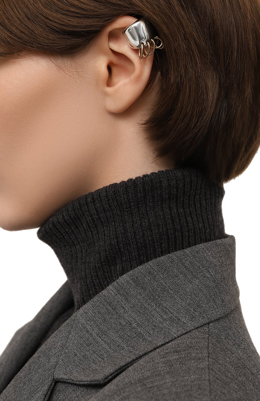 Кафф JEWLIA серебряного цвета по цене 14500 руб., арт. JR-181, фото 2 Кафф JEWLIA, арт. JR-181, фото 2