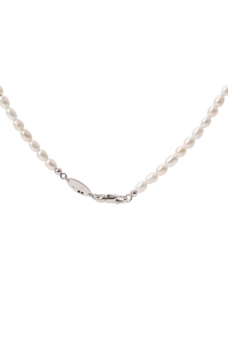 Мужского колье GIORGIO ARMANI белого цвета, арт. 53P020 4F020 | Фото 4 (Региональные ограничения белый список (Axapta Mercury): Не проставлено; Нос: Не проставлено; Материал: Жемчуг, Серебро)