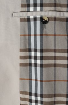 Мужской плащ BURBERRY светло-серого цвета, арт. 8104735 | Фото 7 (Материал внешний: Хлопок, Синтетический материал; Мужское Кросс-КТ: Плащ-верхняя одежда; Драгоценные камни: Проставлено; Длина (верхняя одежда): До колена; Материал сплава: Проставлено; Материал подклада: Хлопок; Рукава: Длинные; Стили: Кэжуэл)