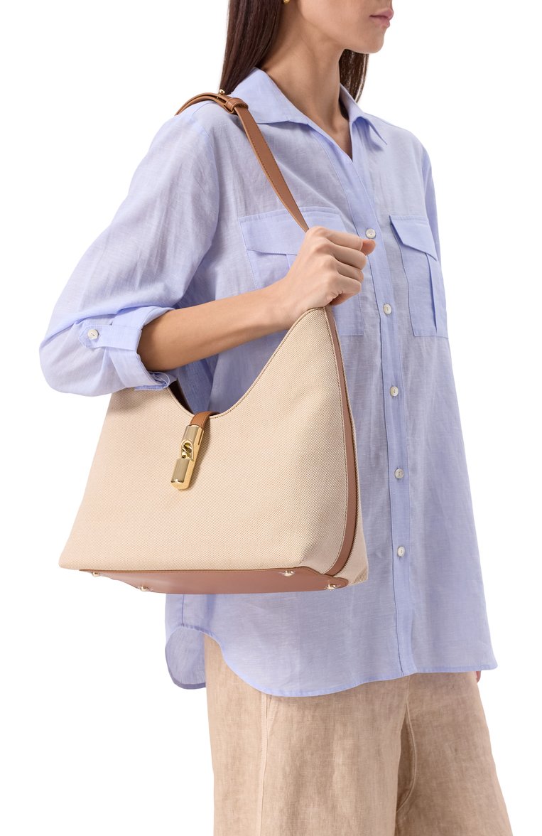 Женская сумка furla goccia medium FURLA светло-бежевого цвета, арт. WB01633/BX3542 | Фото 2 (Материал сплава: Проставлено; Драгоценные камни: Проставлено; Размер: medium; Материал: Текстиль)