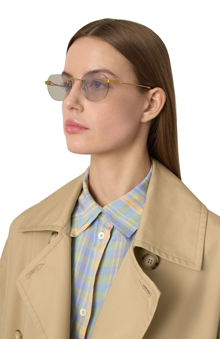 Женские солнцезащитные очки VINTAGE FRAMES светло-серого цвета, арт. DETR0IT PLAYER 24KT G0LD/LIGHT GRAY | Фото 3 (Тип очков: С/з; Региональные ограничения белый список (Axapta Mercury): Не проставлено; Материал: Металл; Нос: Не проставлено; Кросс-КТ: С/з-унисекс; Очки форма: Безоправные, Квадратные; Оптика Гендер: оптика-у�нисекс)