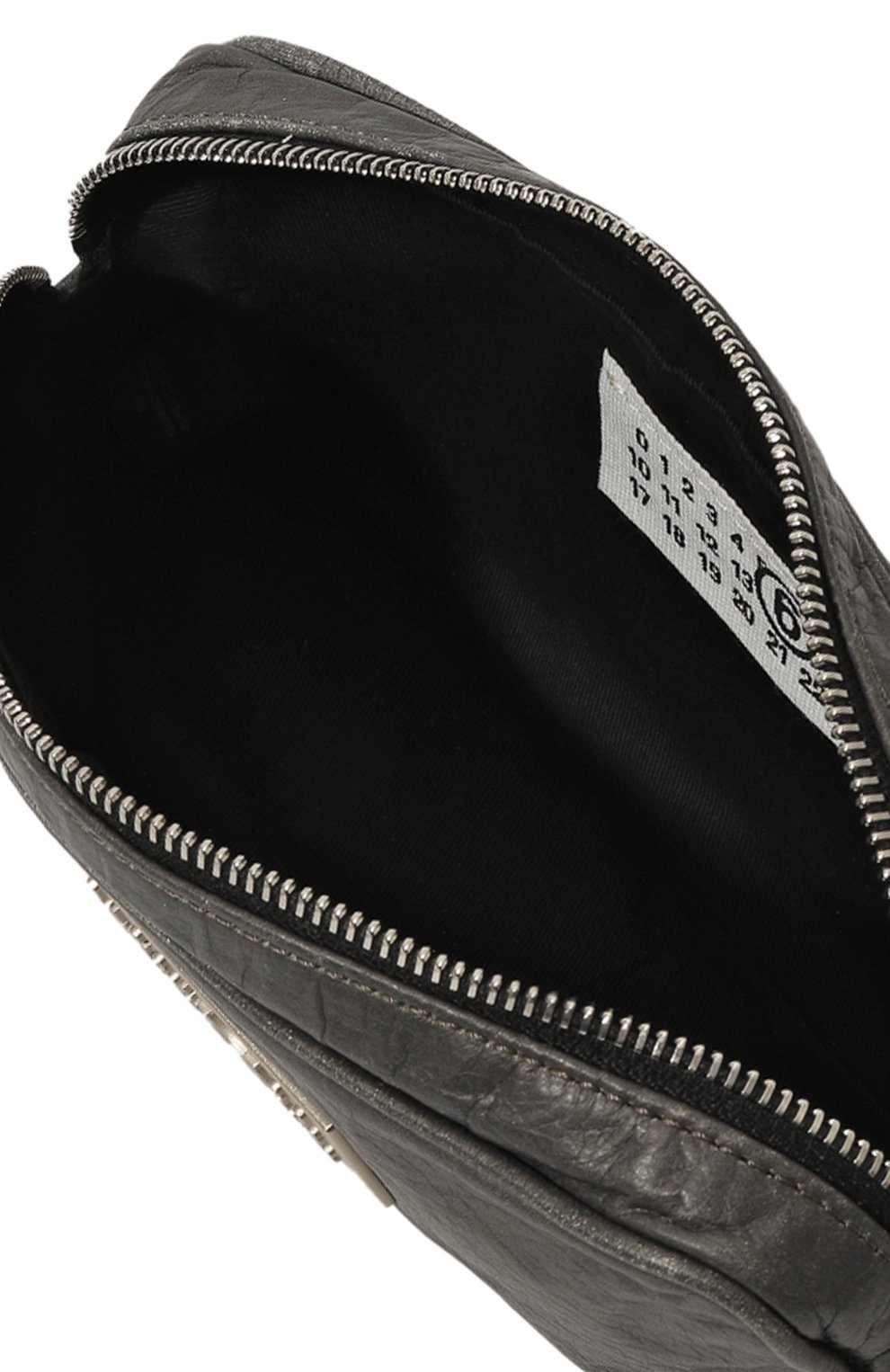 Кожаный несессер MM6 темно-серого цвета по цене 59950 руб., арт. SB6WF0002/P6705, фото 4 Кожаный несессер MM6, арт. SB6WF0002/P6705, фото 4