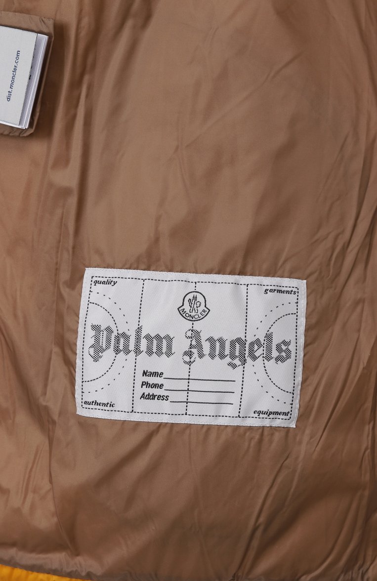 Мужской пуховый жилет 8 moncler palm angels MONCLER GENIUS желтого цвета, арт. 1A00015/M2563 | Фото 7 (Материал подклада: Синтетический материал; Материал утеплителя: Пух и перо; Длина (верхняя одежда): Короткие; Материал внешний: Синтетический материал; Мужское Кросс-КТ: жилеты-объемные; Стили: Кэжуэл)