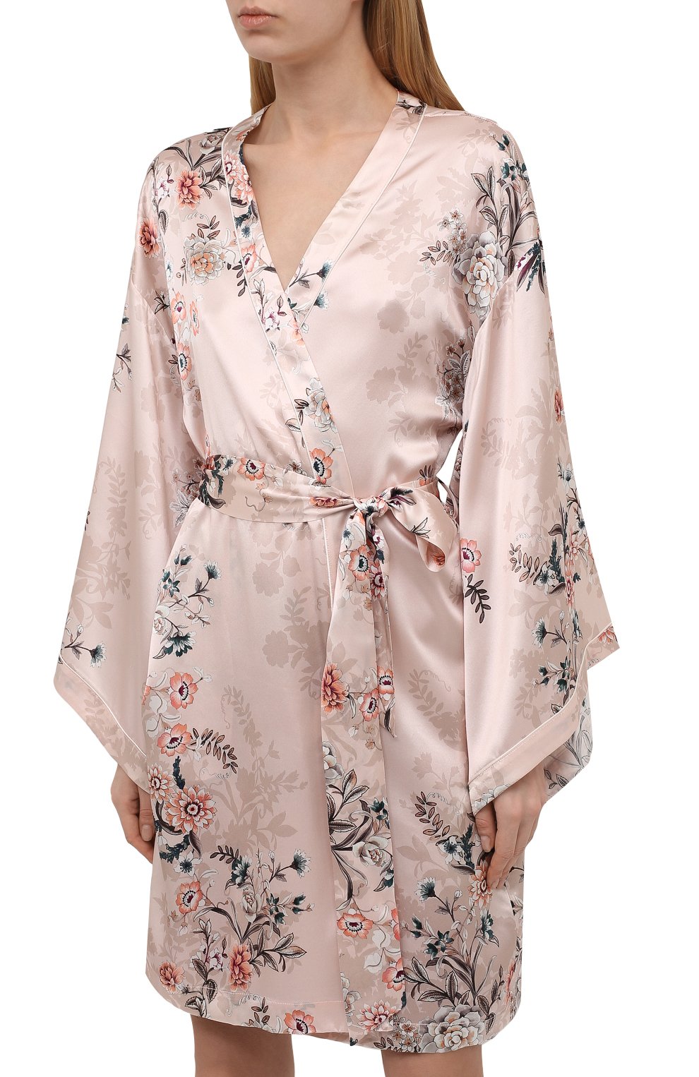 Халат LUNA DI SETA розового цвета по цене 48030 руб., арт. VLST60836, фото 3 Халат LUNA DI SETA, арт. VLST60836, фото 3