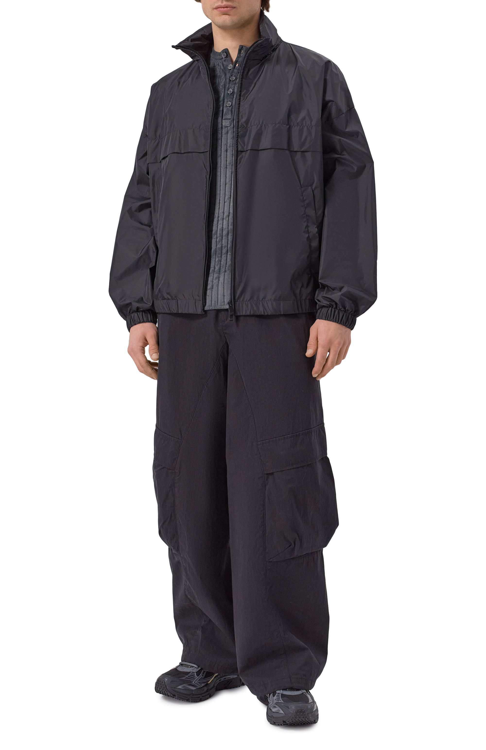 Куртка HEVO черного цвета по цене 66400 руб., арт. M0NTESANNACE 060/L708, фото 2 Куртка HEVO, арт. M0NTESANNACE 060/L708, фото 2