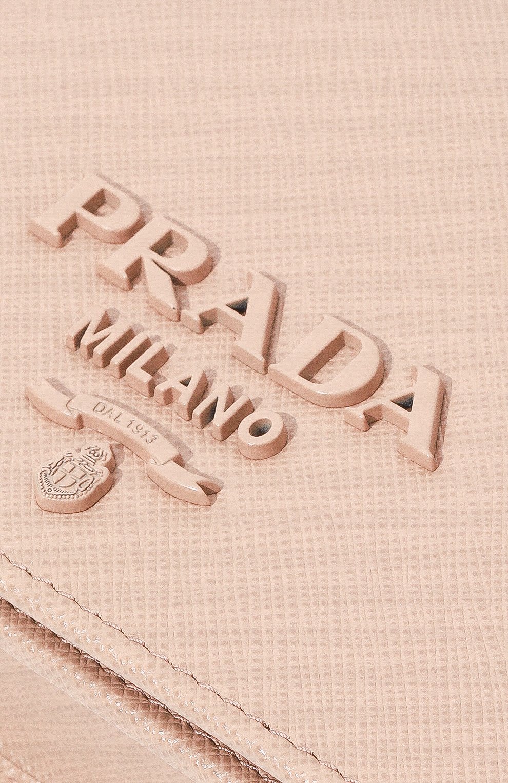 Сумка PRADA бежевого цвета по цене 190000 руб., арт. 1BP019-WNZV-F0ZZQ-COO, фото 5 Сумка PRADA, арт. 1BP019-WNZV-F0ZZQ-COO, фото 5