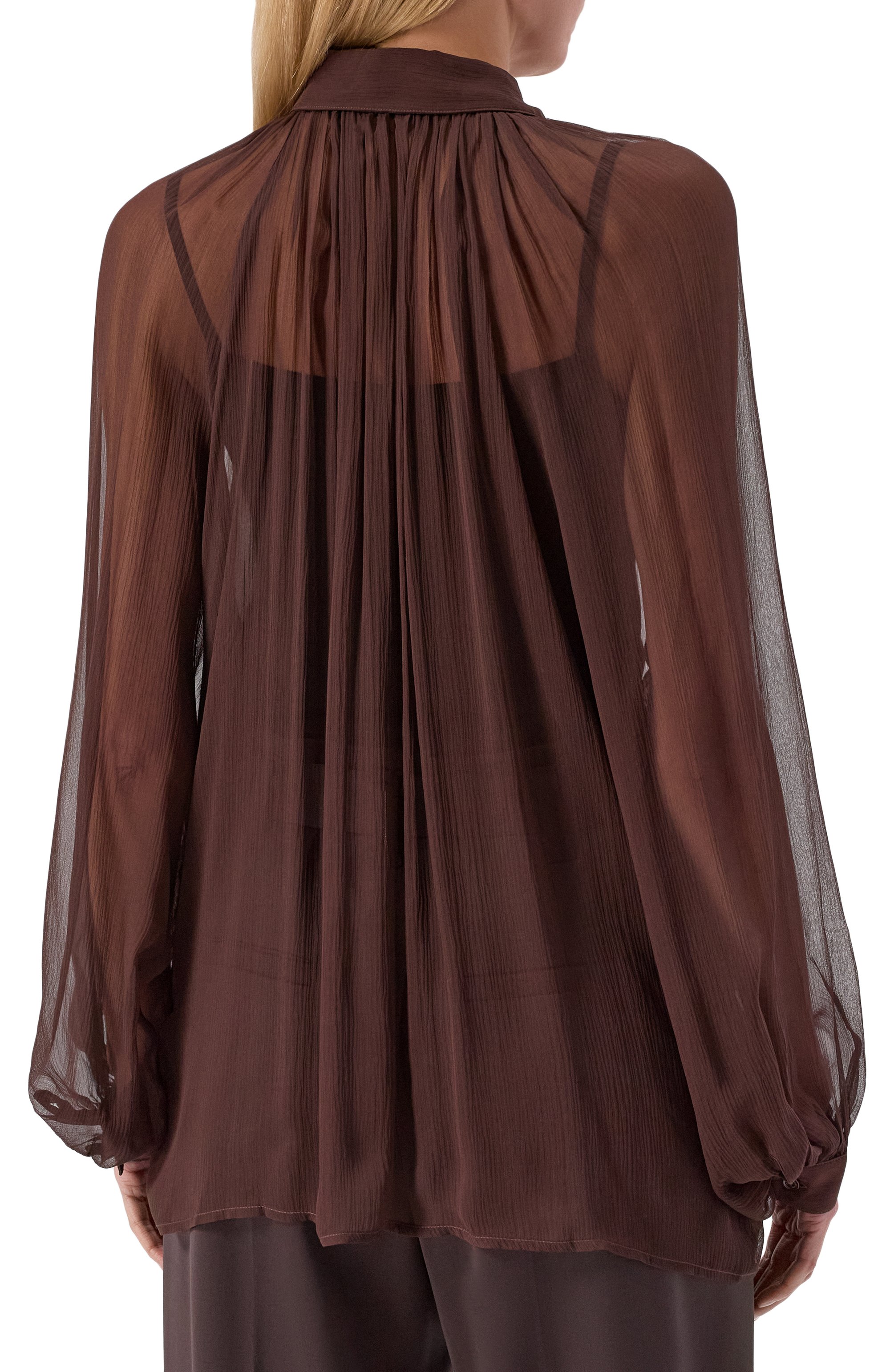 Шелковая блузка JACOB LEE коричневого цвета по цене 99500 руб., арт. WSB2015AW25BW, фото 4 Шелковая блузка JACOB LEE, арт. WSB2015AW25BW, фото 4