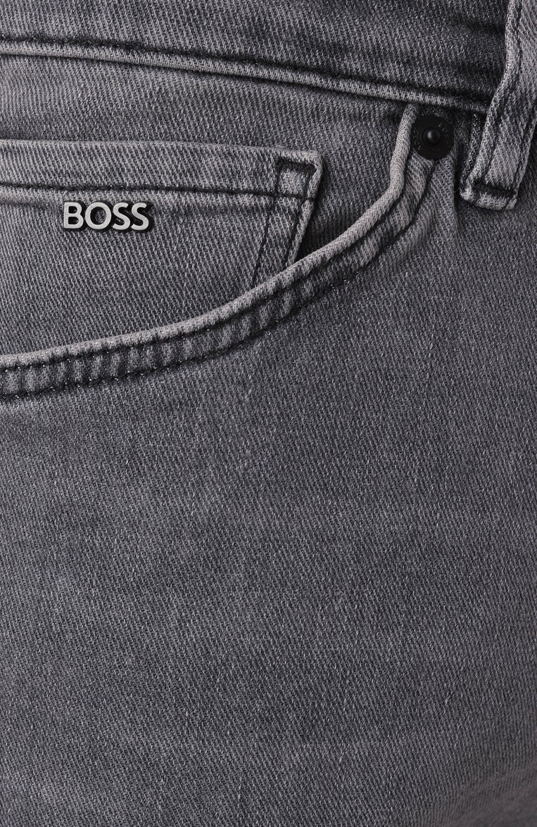 Мужские джинсы taber BOSS серого цвета, арт. 50508114 | Фото 6 (Длина (брюки, джинсы): Стандартные; Материал внешний: Хлопок, Деним; Кросс-КТ: Деним; Силуэт М (брюки): Узкие; Детали: Делаве; Стили: Повседневный; Автоматизация состава: Проставлено; Автоматизация ТО: Проставлено)