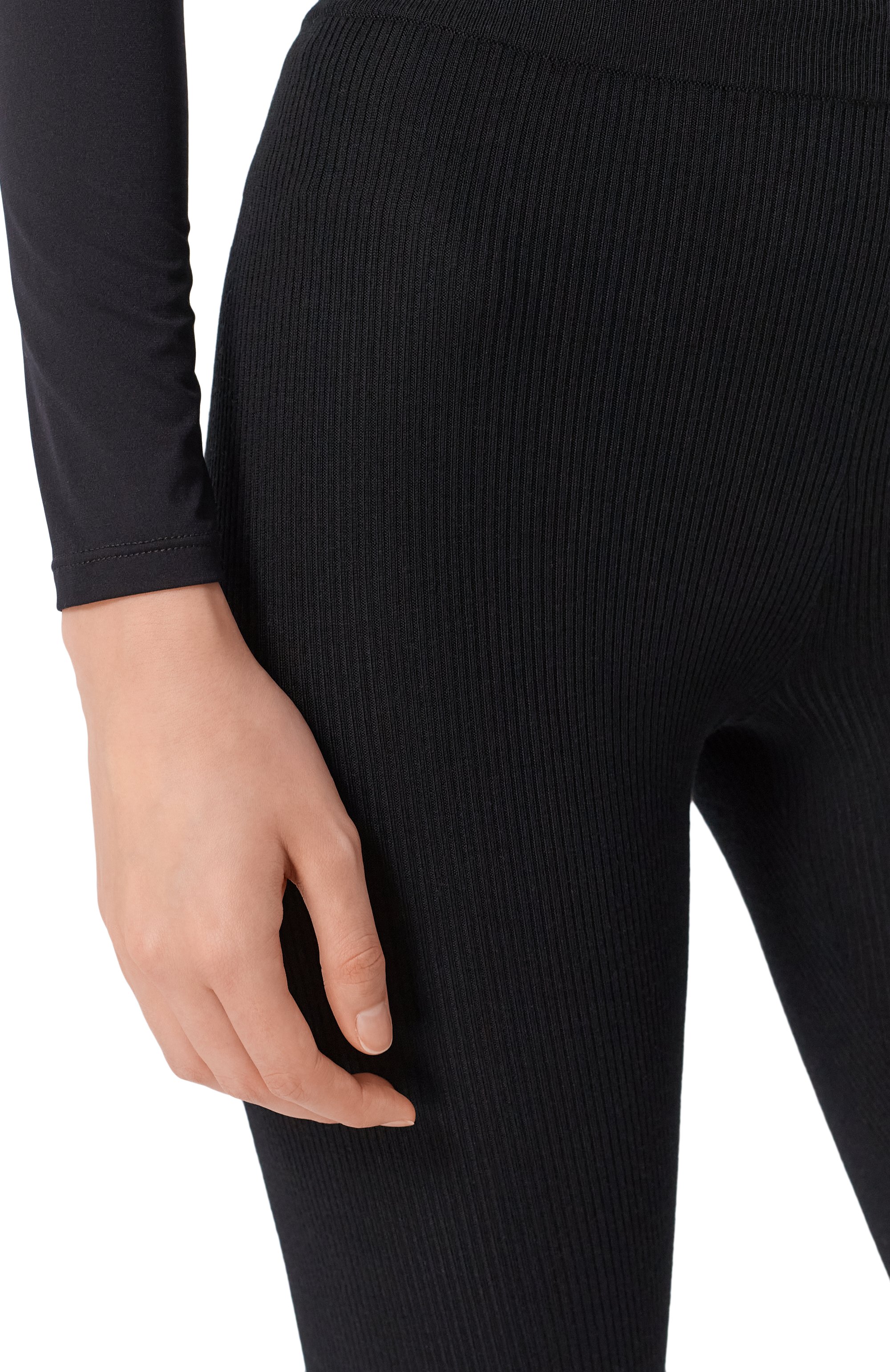 Шерстяные легинсы ADDICTED черного цвета по цене 26800 руб., арт. AD2513, фото 5 Шерстяные легинсы ADDICTED, арт. AD2513, фото 5