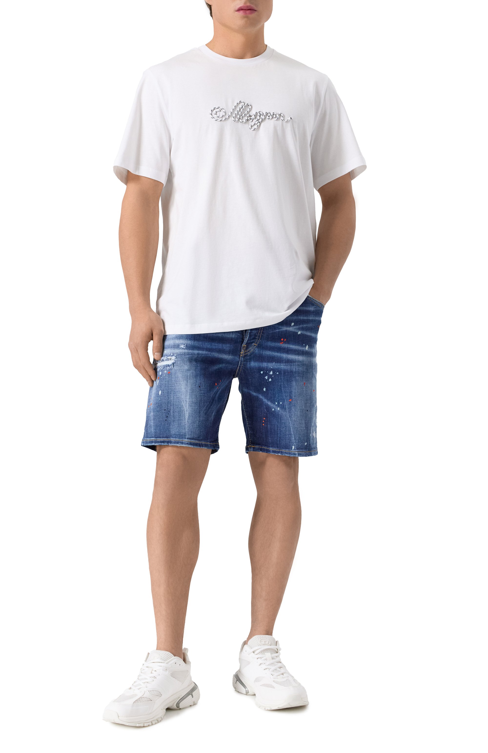 Джинсовые шорты DSQUARED2 синего цвета по цене 61550 руб., арт. S74MU0884/S30664, фото 2 Джинсовые шорты DSQUARED2, арт. S74MU0884/S30664, фото 2