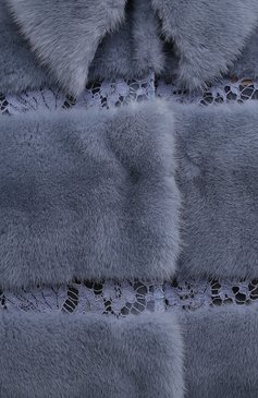 Женская шуба из меха норки VALENTINO голубого цвета, арт. TF3FB6601HF | Фото 5 (Материал внешний: Натуральный мех; Материал подклада: Синтетический материал; Рукава: 3/4; Длина (верхняя одежда): Короткие; Женско�е Кросс-КТ: Мех; Стили: Романтичный; Драгоценные камни: Проставлено; Нос: Не проставлено; Материал сплава: Проставлено; Региональные ограничения белый список (Axapta Mercury): Не проставлено; Кросс-КТ: Куртка)