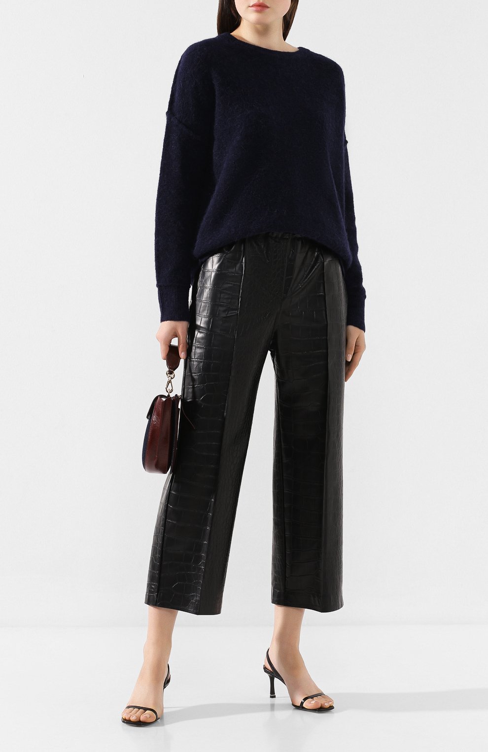 Свитер BY MALENE BIRGER темно-синего цвета по цене 27250 руб., арт. Q67273001Z/BIAGI0, фото 2 Свитер BY MALENE BIRGER, арт. Q67273001Z/BIAGI0, фото 2