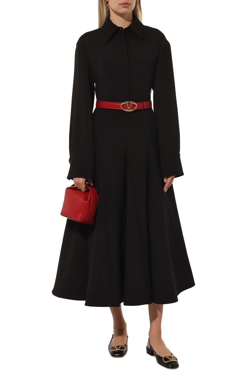 Сумка vlogo the bold edition mini VALENTINO красного цвета по цене 157500 руб., арт. 5W0P0AD7/ZFJ, фото 7 Сумка vlogo the bold edition mini VALENTINO, арт. 5W0P0AD7/ZFJ, фото 7