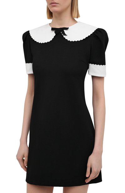 Платье из вискозы MIU MIU черного цвета по цене 99000 руб., арт. MJA816-1XE2-F0002, фото 3 Платье из вискозы MIU MIU, арт. MJA816-1XE2-F0002, фото 3